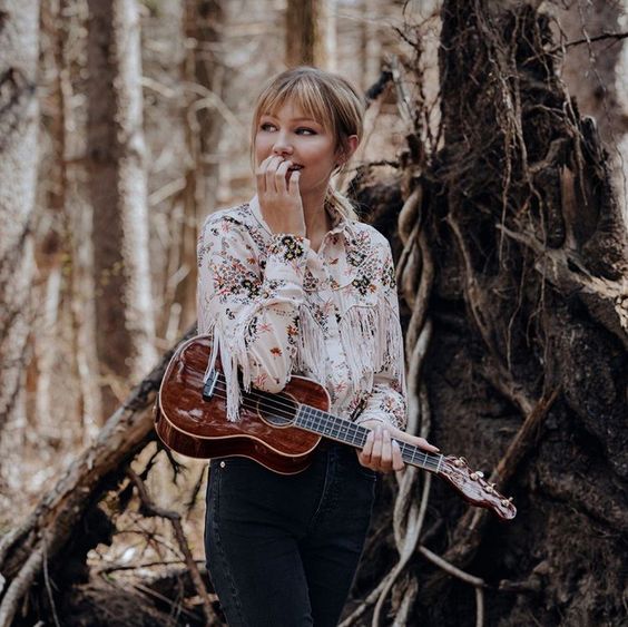 Lỗi Rè Ù Trên Đàn Ukulele Và Cách Khắc Phục