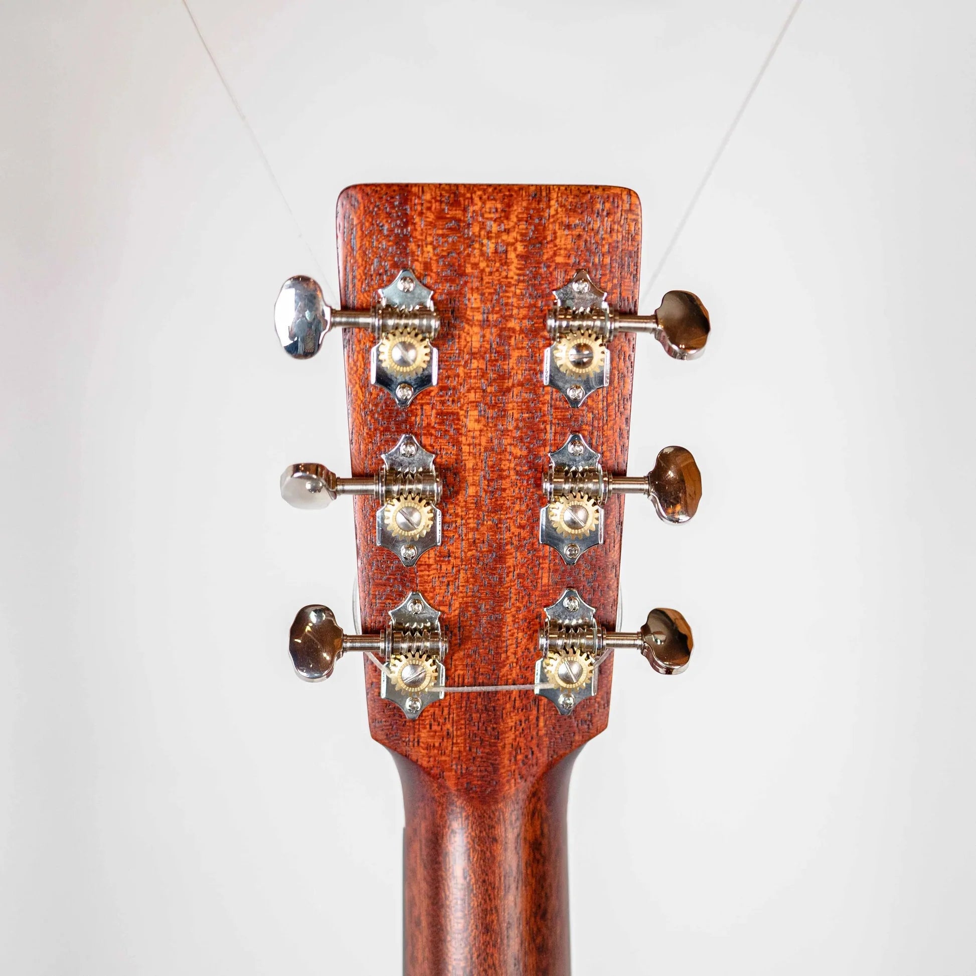 Đàn Guitar Acoustic Eastman Traditional Series E1OM
