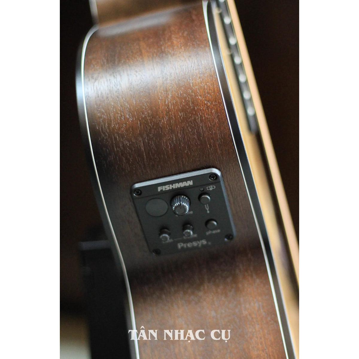 Đàn Guitar Acoustic Saga GS600E