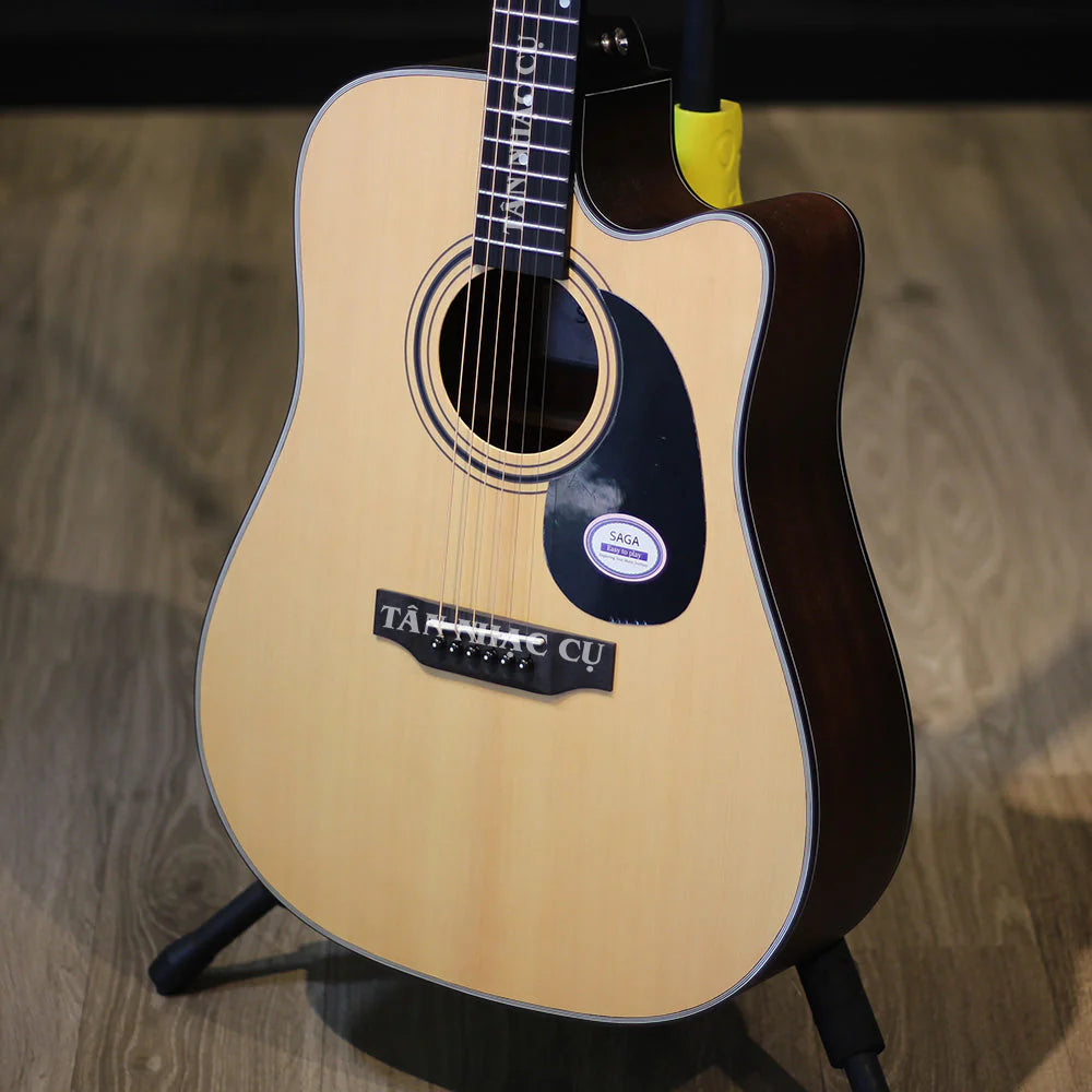 Đàn Guitar Acoustic Saga SF600C