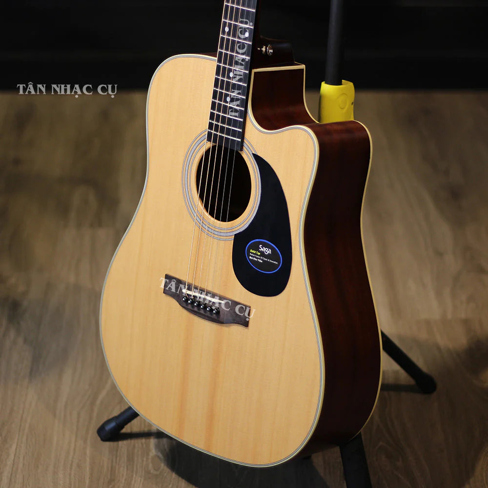 Đàn Guitar Acoustic Saga SF700C