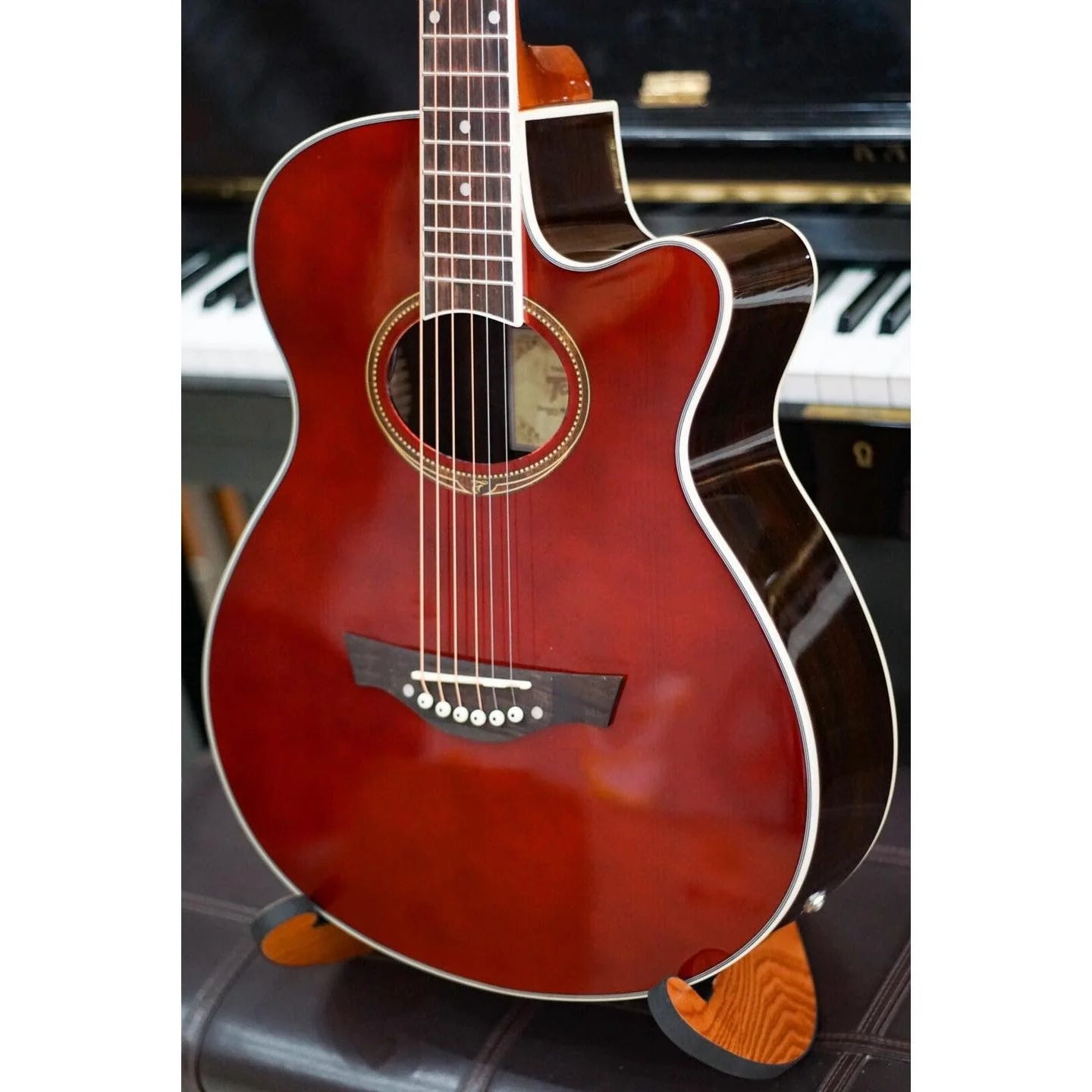 Đàn Guitar Acoustic Tagima Ventore