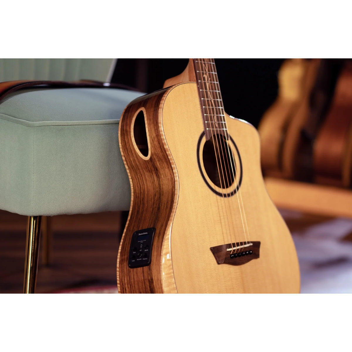 Đàn Guitar Acoustic Washburn Bella Tono Suprema SC40SCE