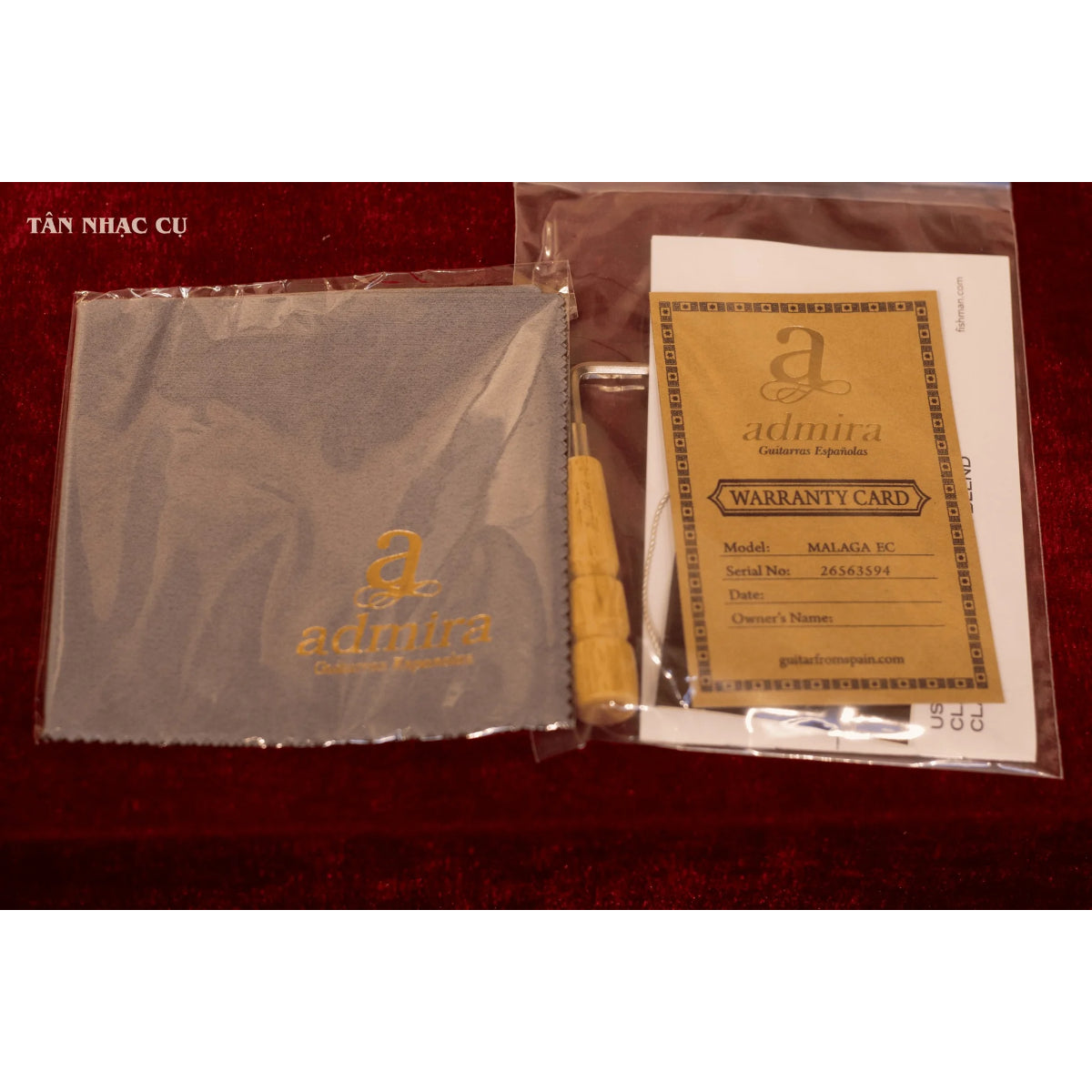 Đàn Guitar Classic Admira Malaga EC