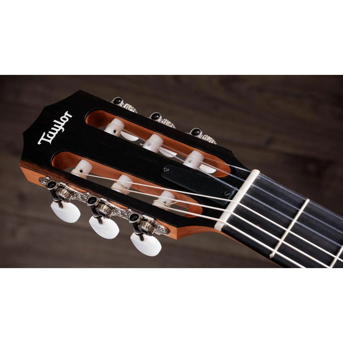 Đàn Guitar Classic Taylor 212CE-N Plus