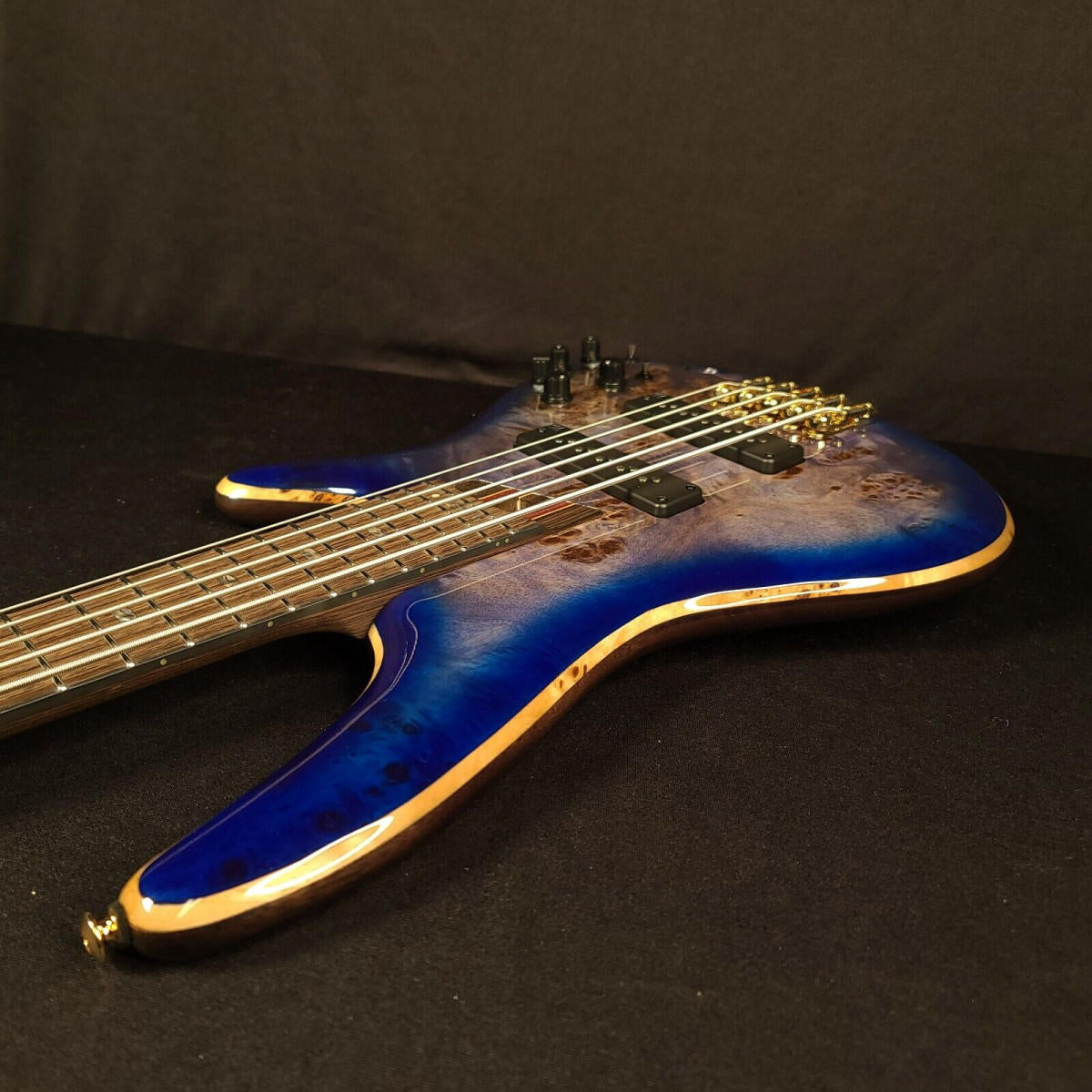 Đàn Guitar Bass 5-Dây Ibanez SR Premium, Ibanez SR2605, Cerulean Blue Burst w/Bag