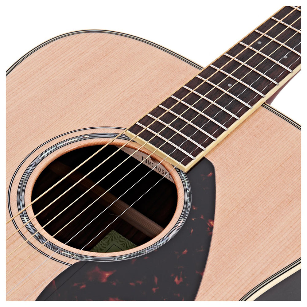 Yamaha FG830