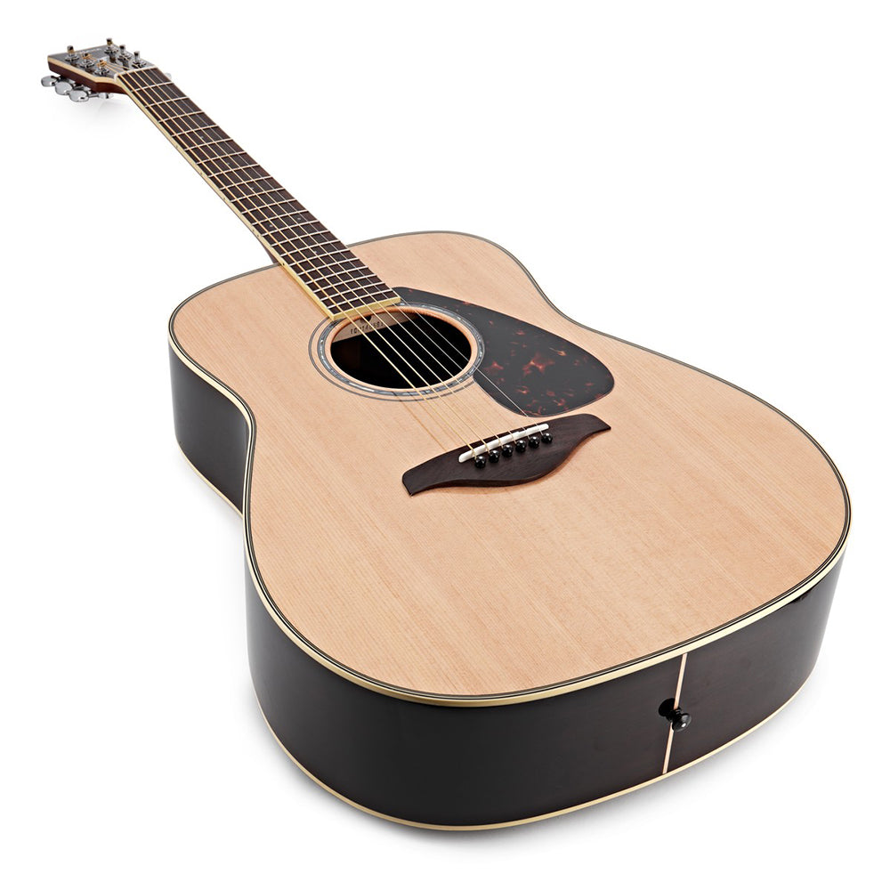 Yamaha FG830