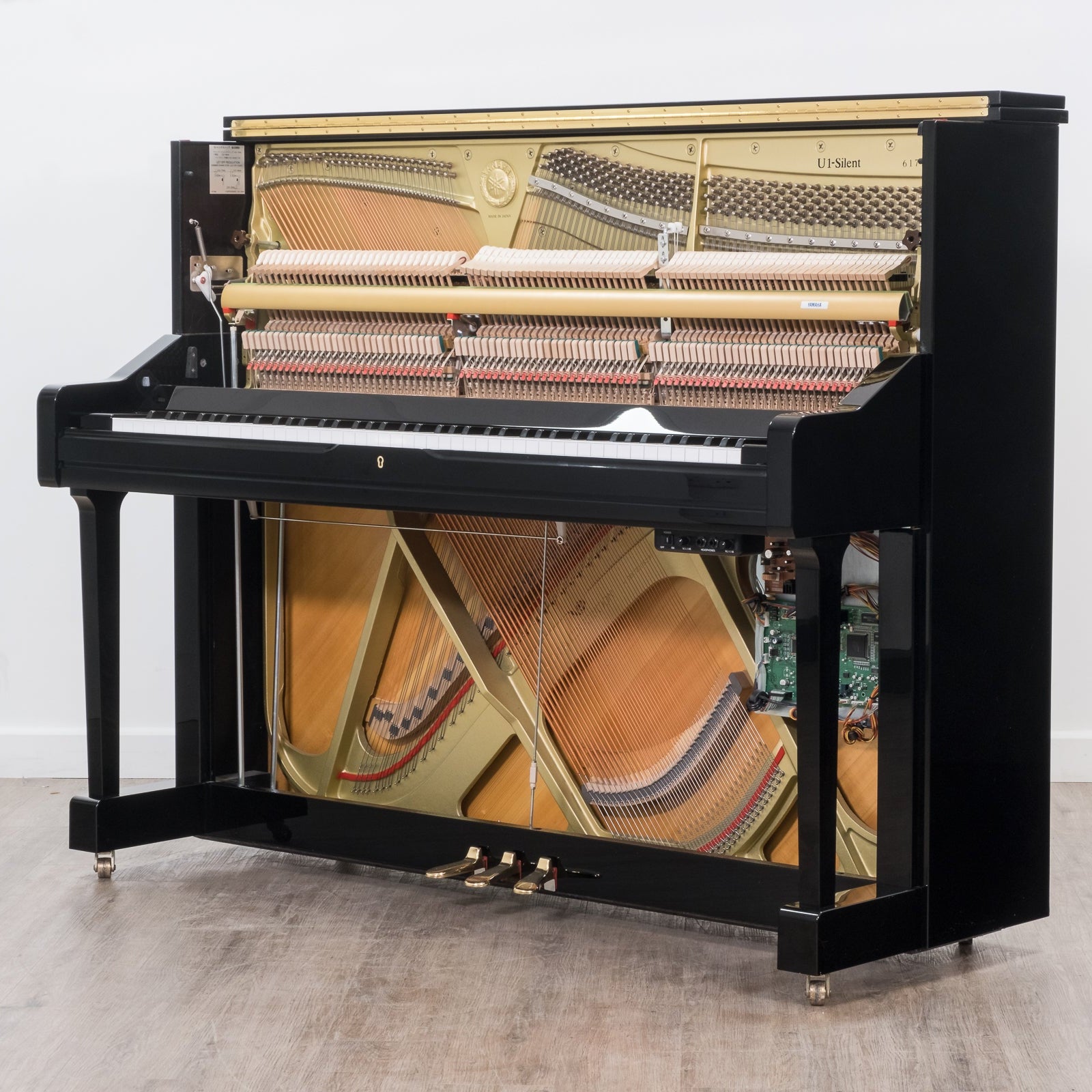 Đàn Piano Cơ Upright Yamaha U1 Silent - Qua Sử Dụng