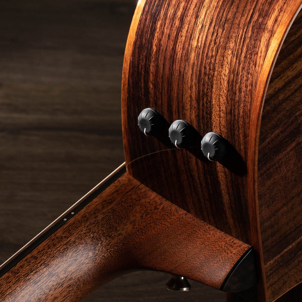 Guitar Taylor 714CE