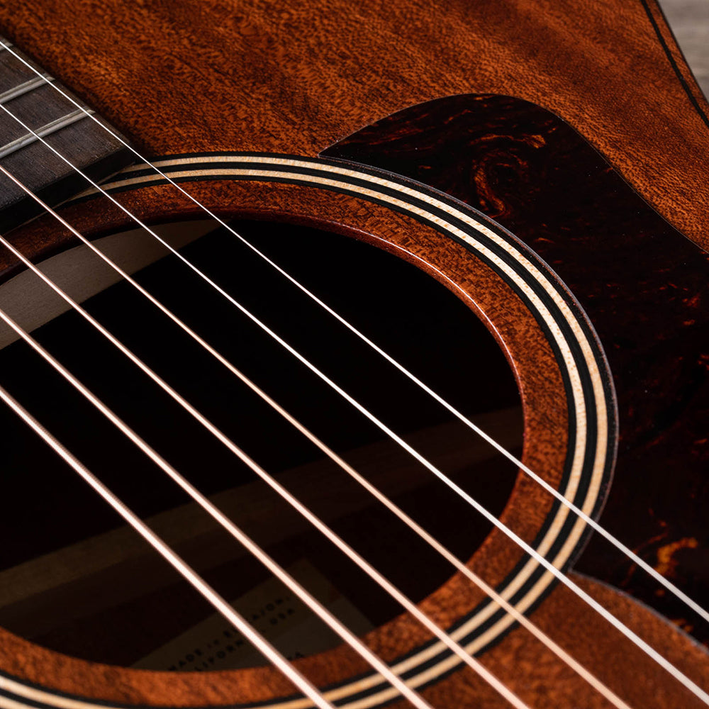 Đàn Guitar Taylor AD22E Acoustic w/Bag