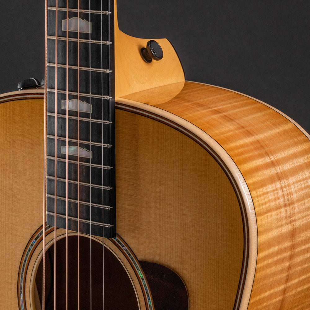 Đàn Guitar Taylor GT611E LTD Acoustic w/Bag