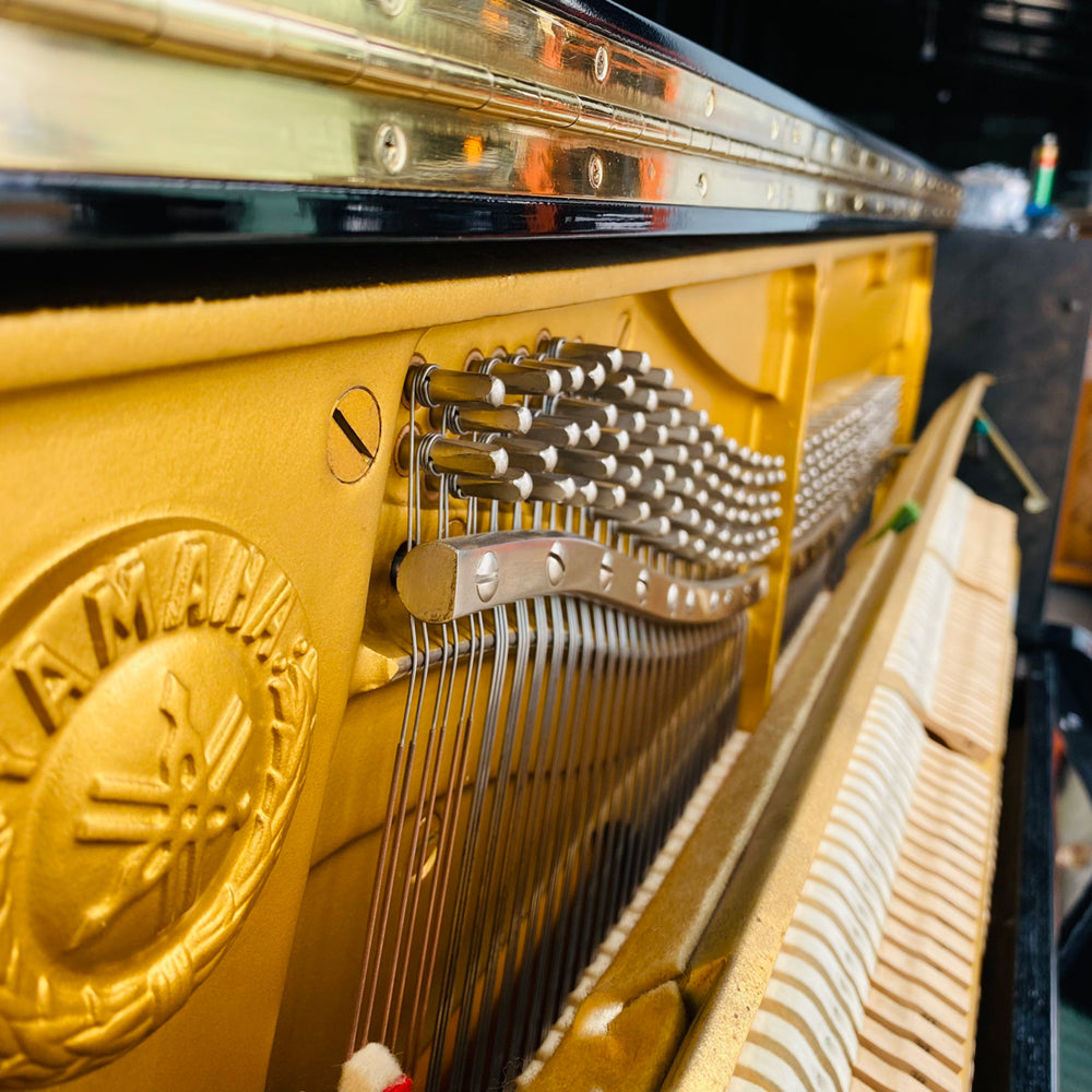 Đàn Piano Cơ Upright Yamaha UX - Qua Sử Dụng