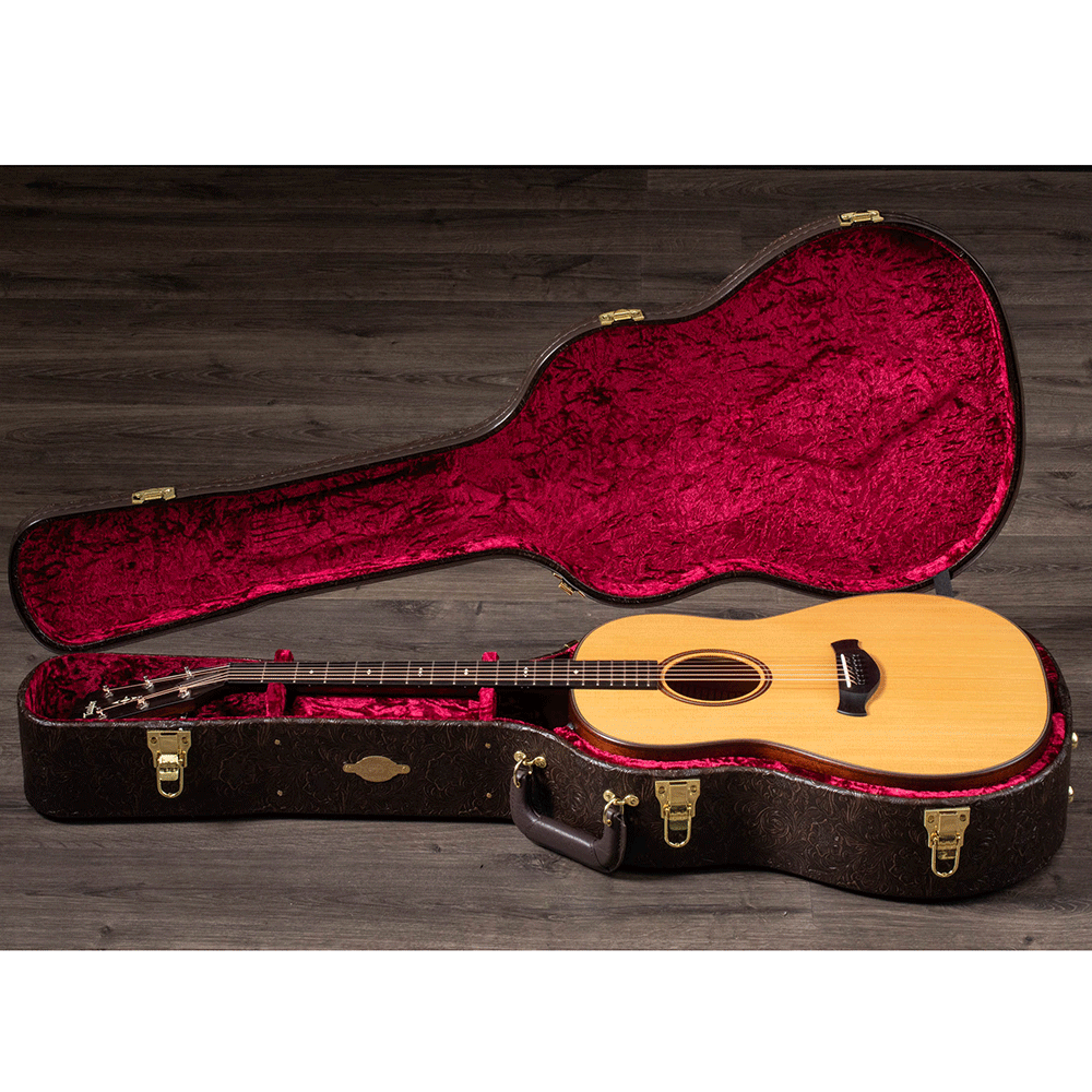 Guitar Taylor 517E