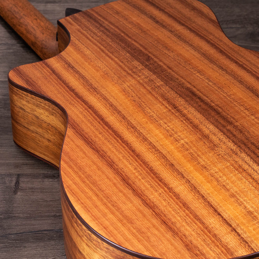 Đàn Guitar Taylor 724CE