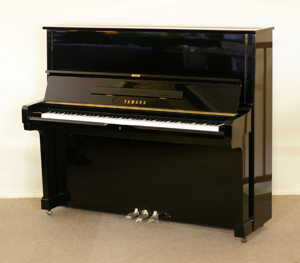Đàn Piano Cơ Upright Yamaha U2H - Qua Sử Dụng